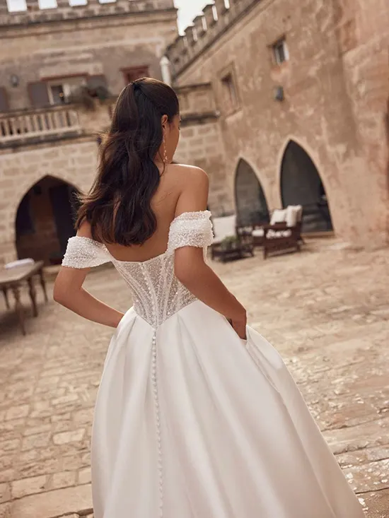 Modeca - Melindra - Salon venčanica La Perla