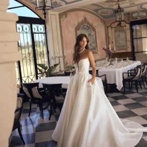 Modeca - Mystique - Salon venčanica La Perla